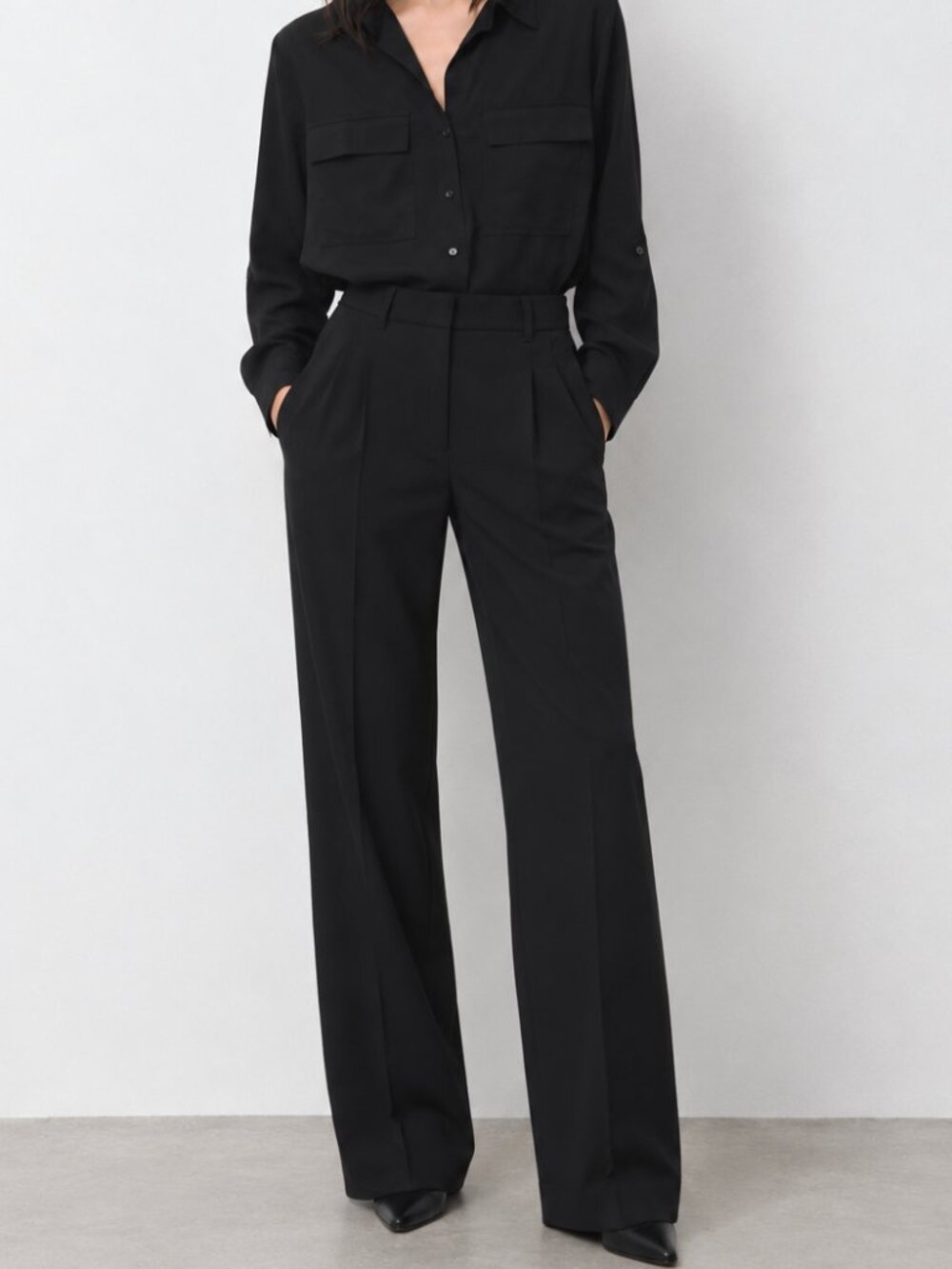 Aritzia Effortless Crepette Trouser Pant